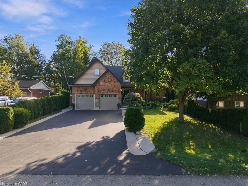4 Summit Drive Property Photo 2