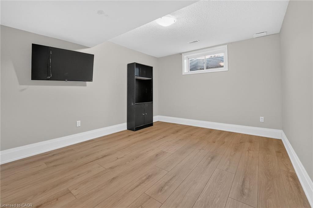 17 Cherry Avenue Property Photo 33