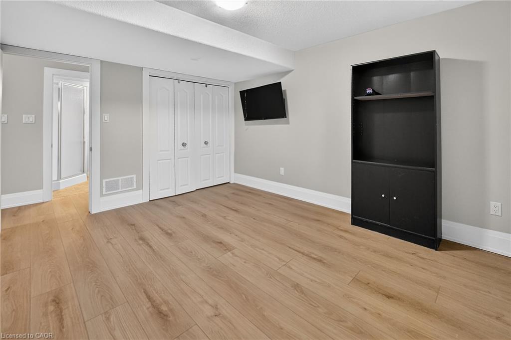 17 Cherry Avenue Property Photo 34