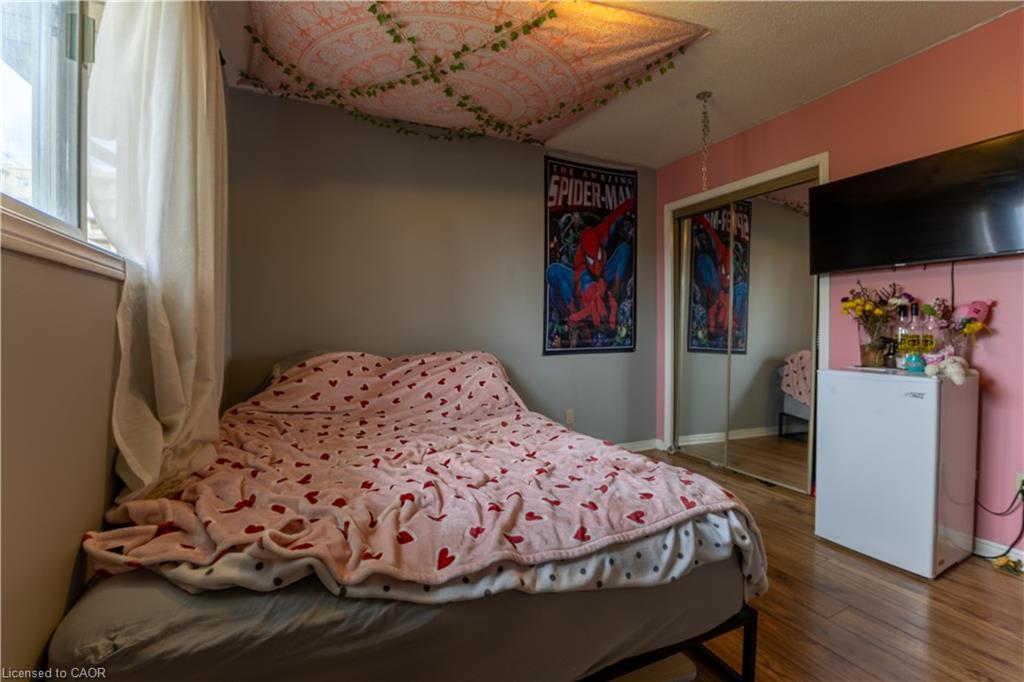 120 Union Street S Property Photo 17