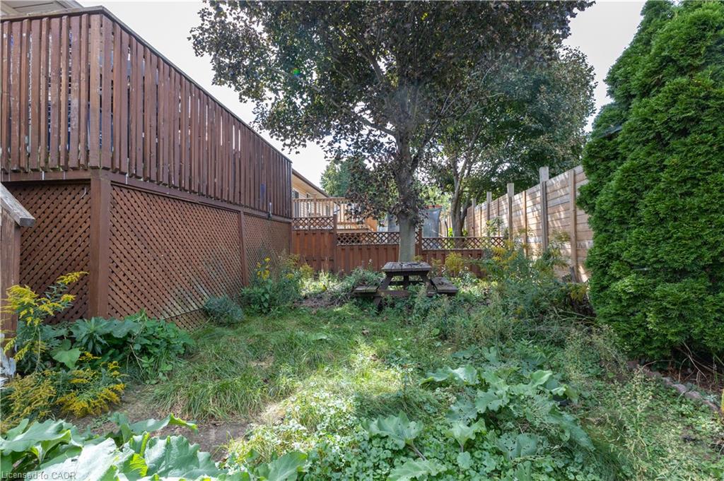 120 Union Street S Property Photo 21