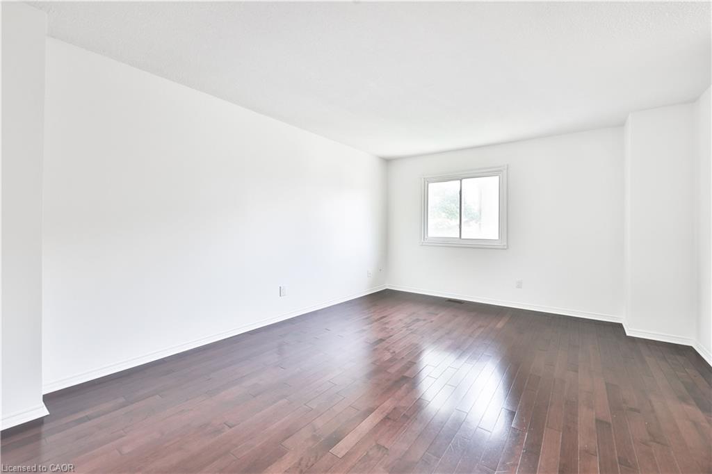 2-4635 Regents Terrace Property Photo 15