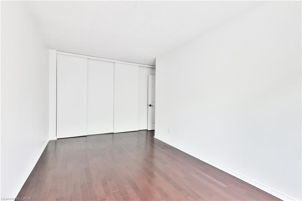 2-4635 Regents Terrace Property Photo 24