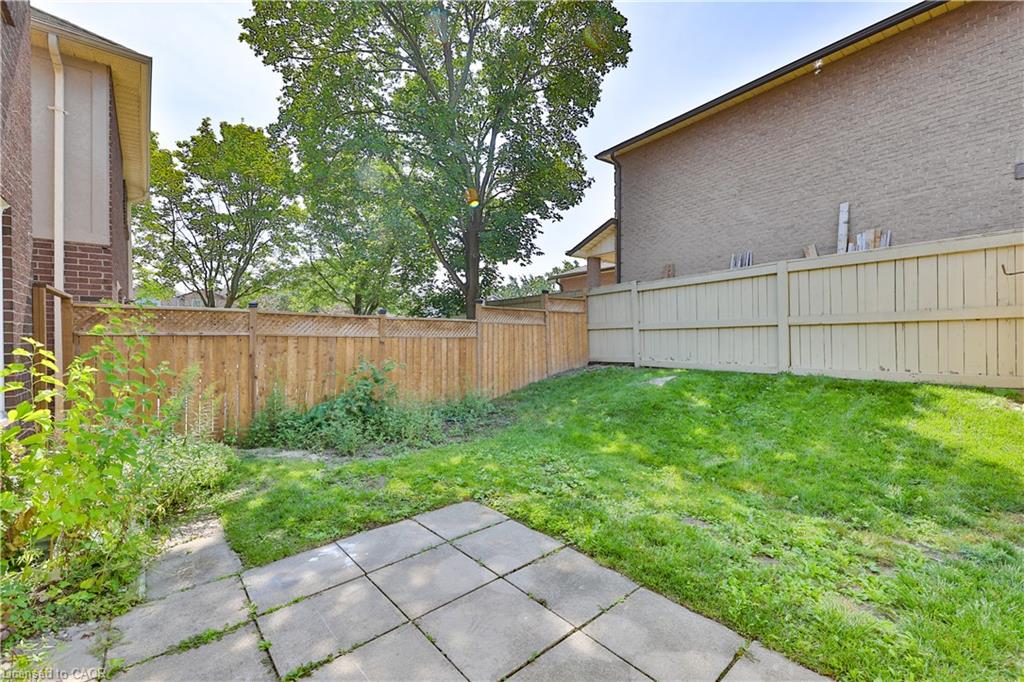 2-4635 Regents Terrace Property Photo 28