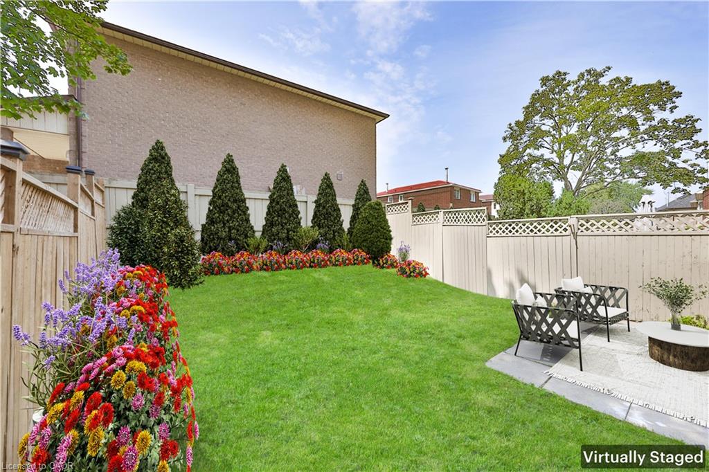 2-4635 Regents Terrace Property Photo 37