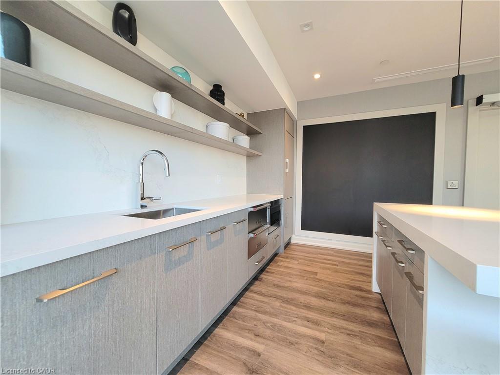 1418-212 King William Street Property Photo 31