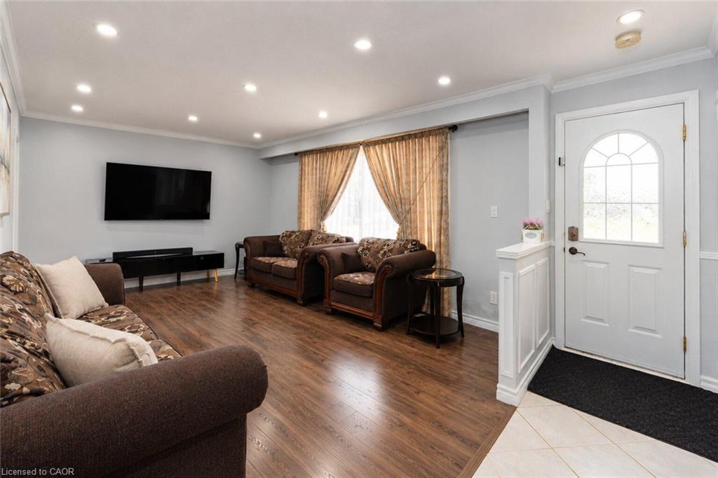 33 Bellingham Drive Property Photo 7