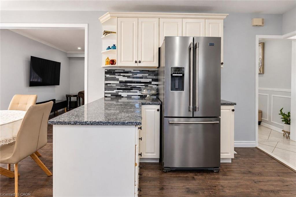 33 Bellingham Drive Property Photo 12