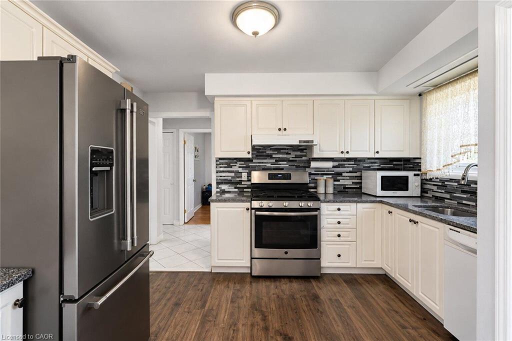 33 Bellingham Drive Property Photo 16