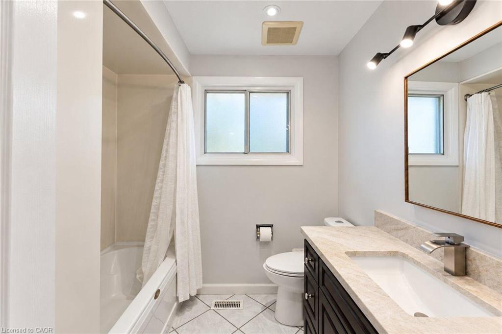 33 Bellingham Drive Property Photo 19