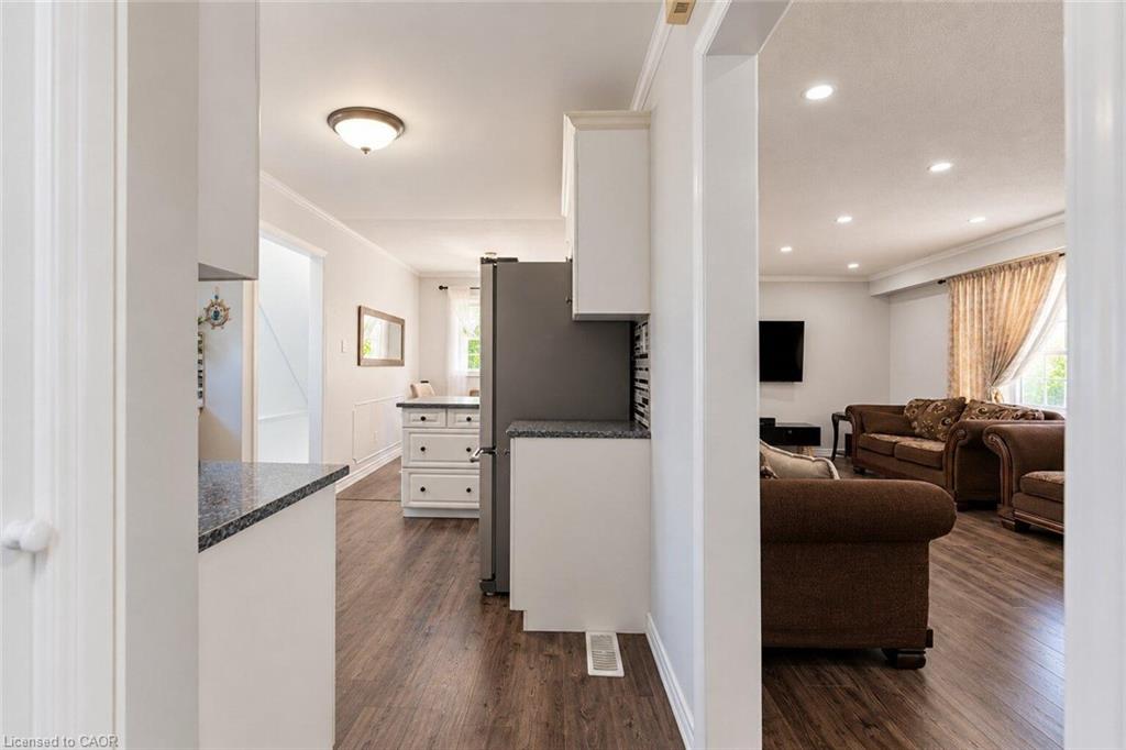 33 Bellingham Drive Property Photo 28