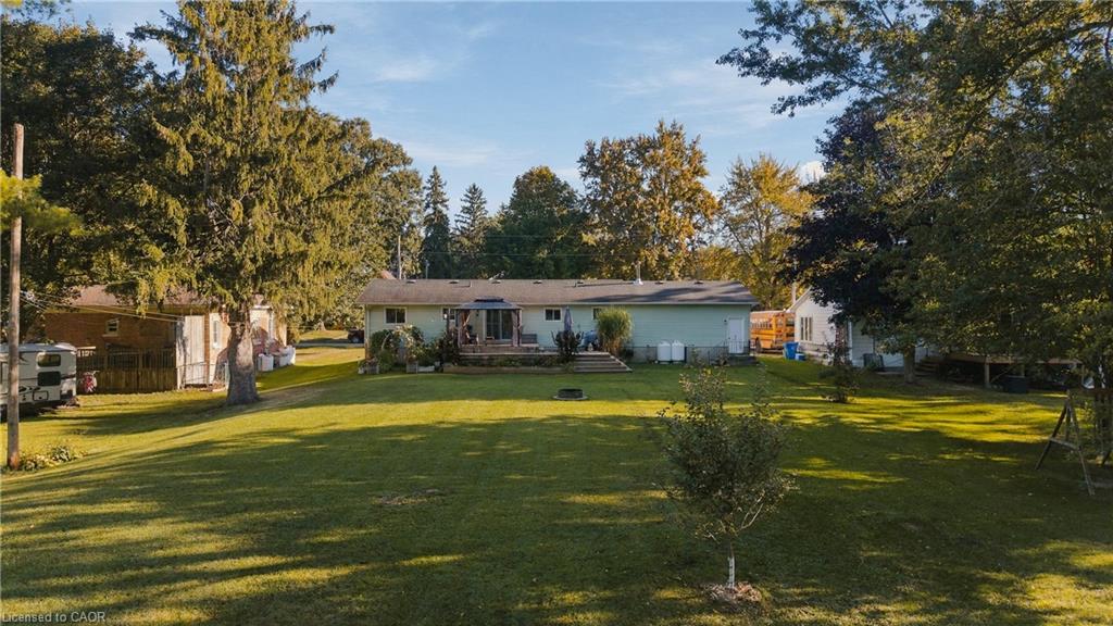 1065 Howick Street Property Photo 25