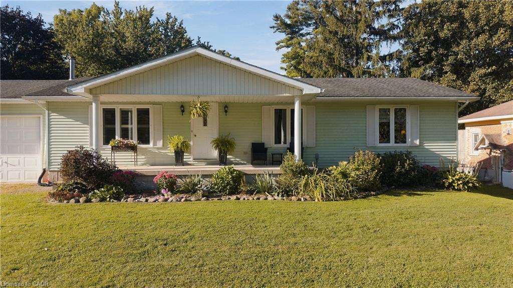 1065 Howick Street Property Photo 33