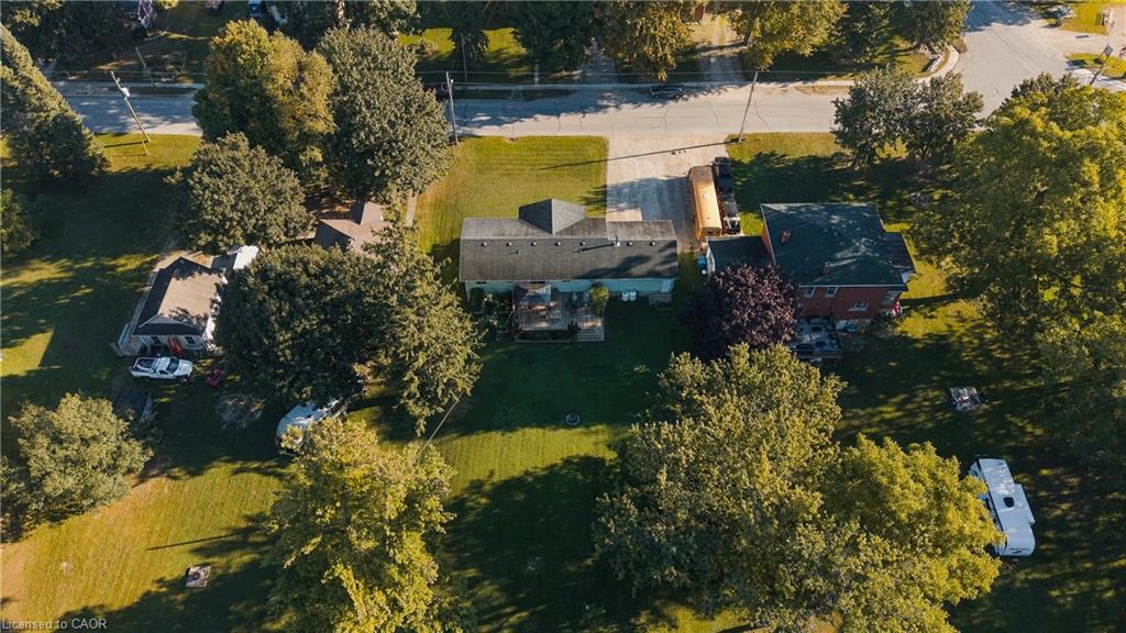 1065 Howick Street Property Photo 41