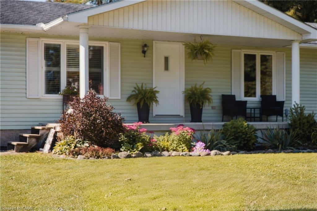 1065 Howick Street Property Photo 44