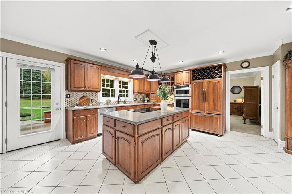 6 Hickory Hollow Property Photo 12