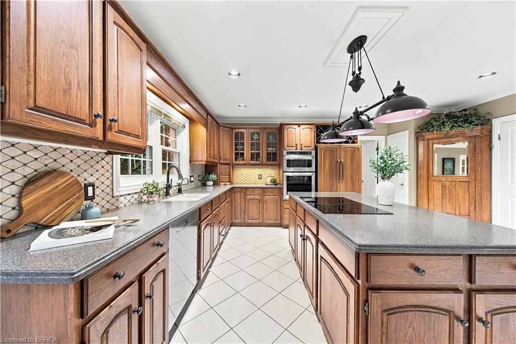 6 Hickory Hollow Property Photo 13