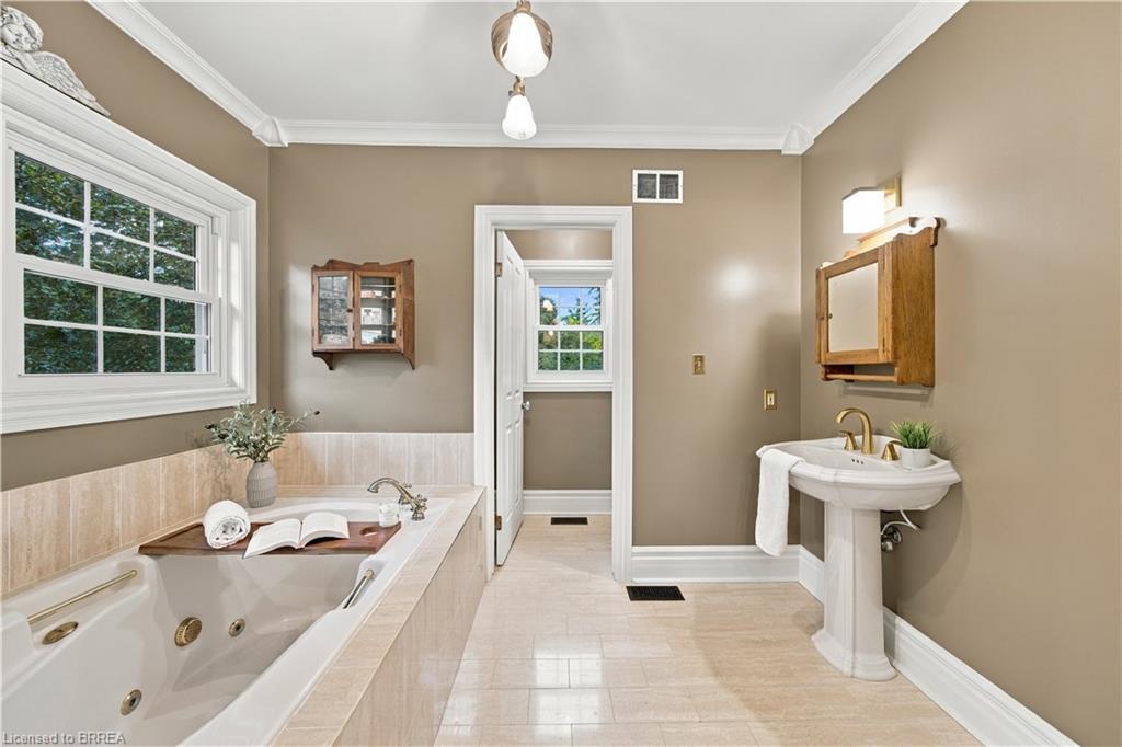 6 Hickory Hollow Property Photo 30