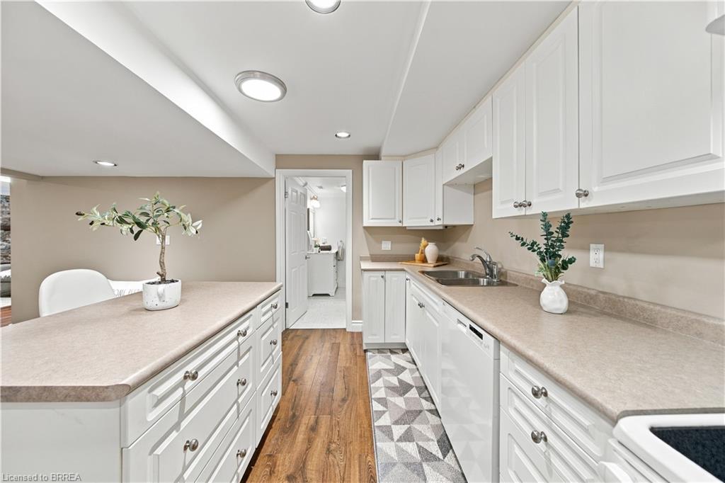 6 Hickory Hollow Property Photo 40