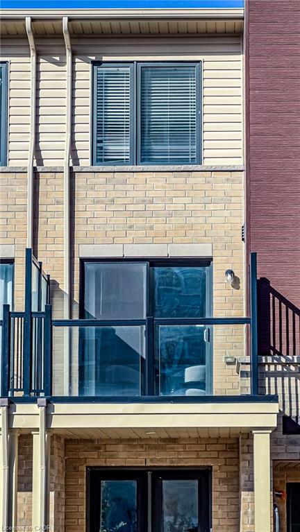 7 Roxanne Drive Property Photo 4