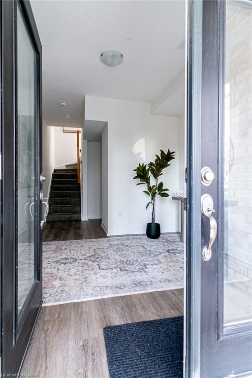 7 Roxanne Drive Property Photo 8