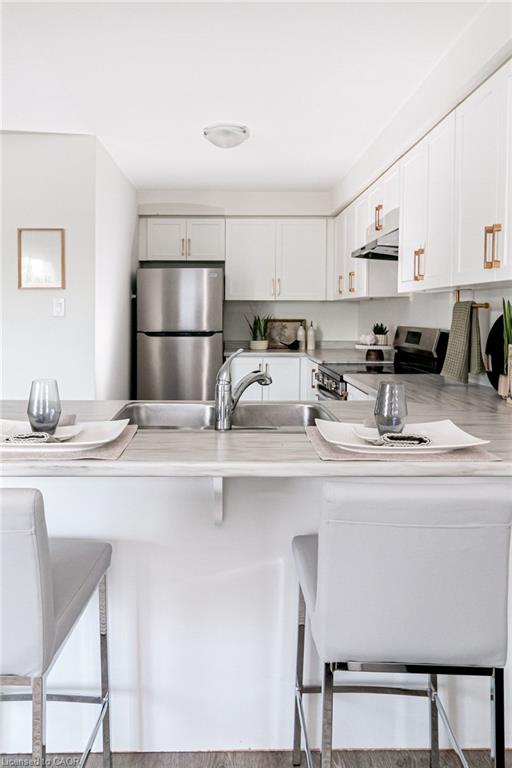 7 Roxanne Drive Property Photo 24