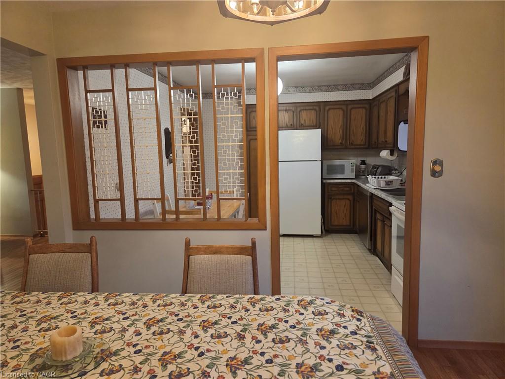410 Lakeview Drive Property Photo 3