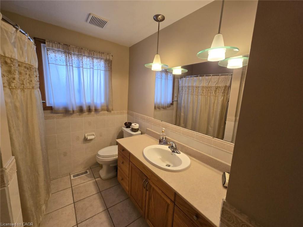 410 Lakeview Drive Property Photo 16