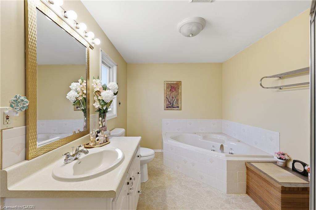 63 Folkestone Avenue Property Photo 26
