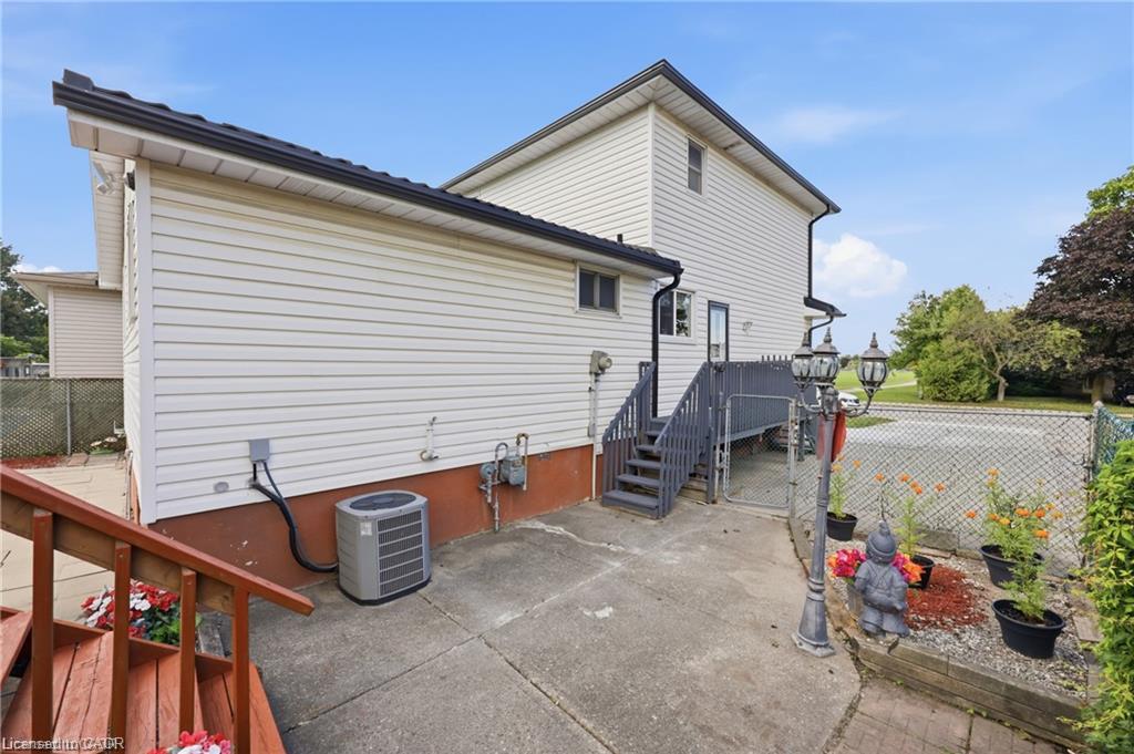 63 Folkestone Avenue Property Photo 36