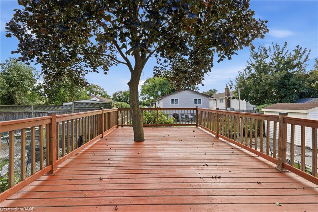 63 Folkestone Avenue Property Photo 37