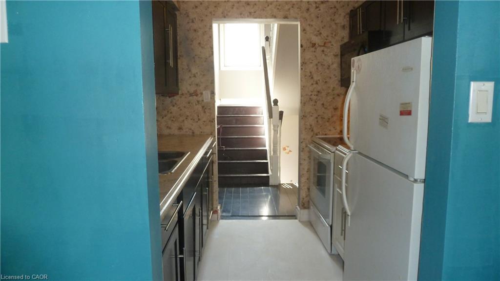 4-647 Albert Street Property Photo 11