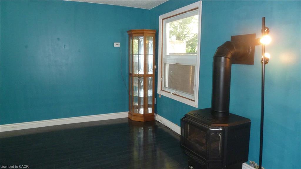 4-647 Albert Street Property Photo 12