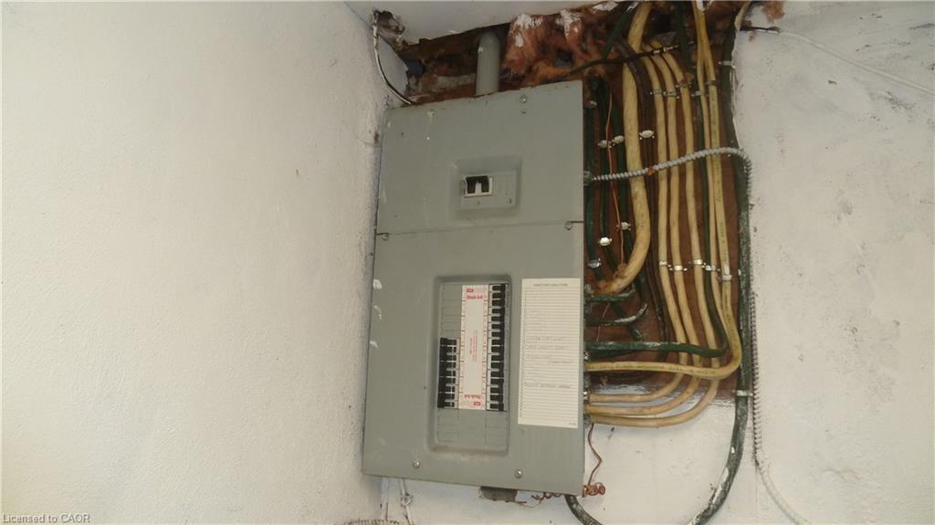 4-647 Albert Street Property Photo 32