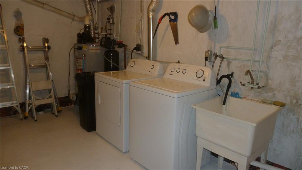4-647 Albert Street Property Photo 35