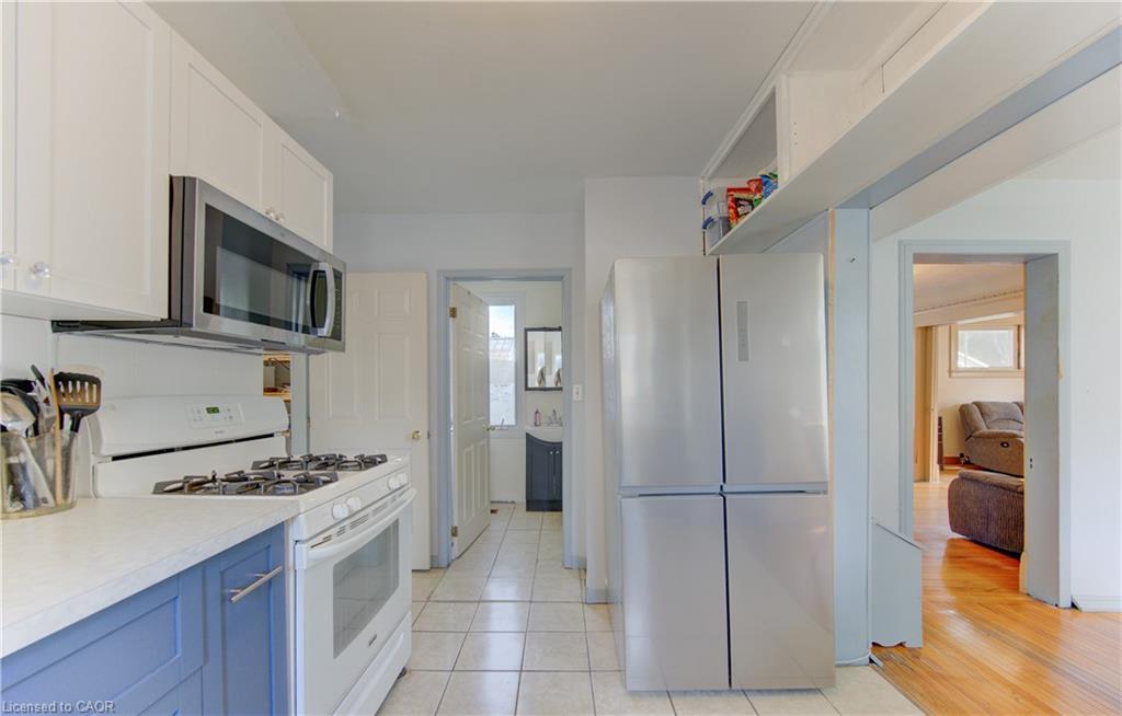 37 Baird Street S Property Photo 17