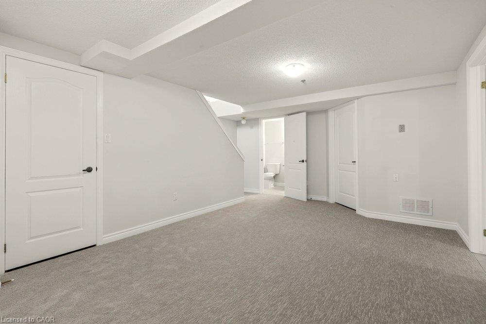 19-175 Fiddlers Green Drive Property Photo 42