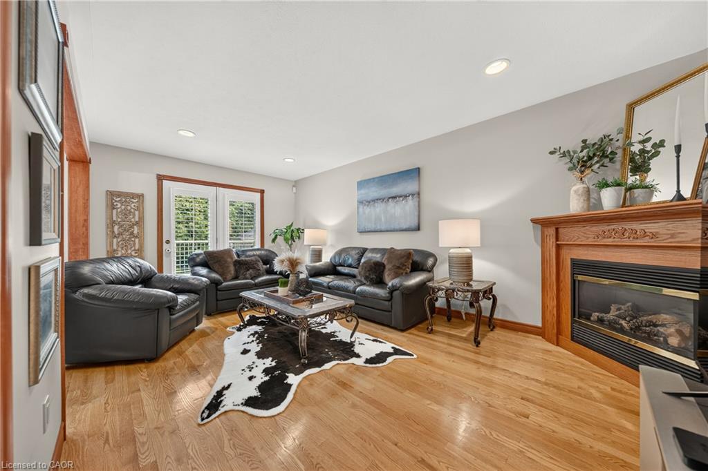 52 Archwood Crescent Property Photo 15