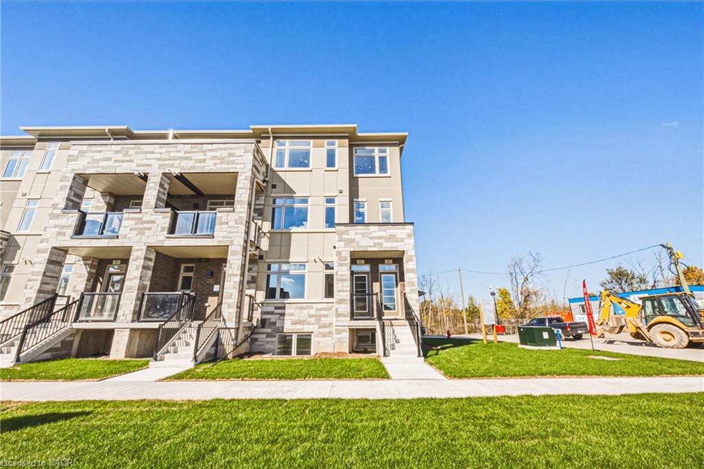84-955 North Waterdown Drive Property Photo 3
