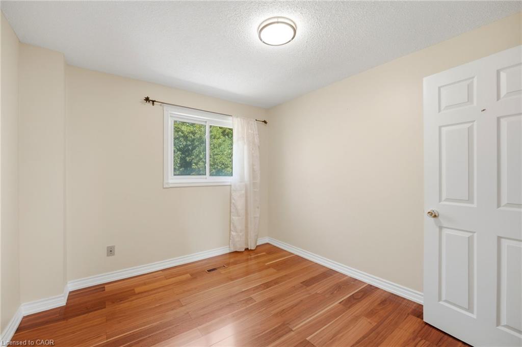 127 O'connor Crescent Property Photo 21