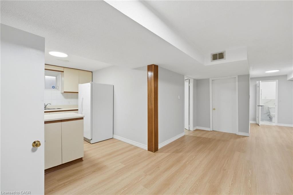 127 O'connor Crescent Property Photo 30