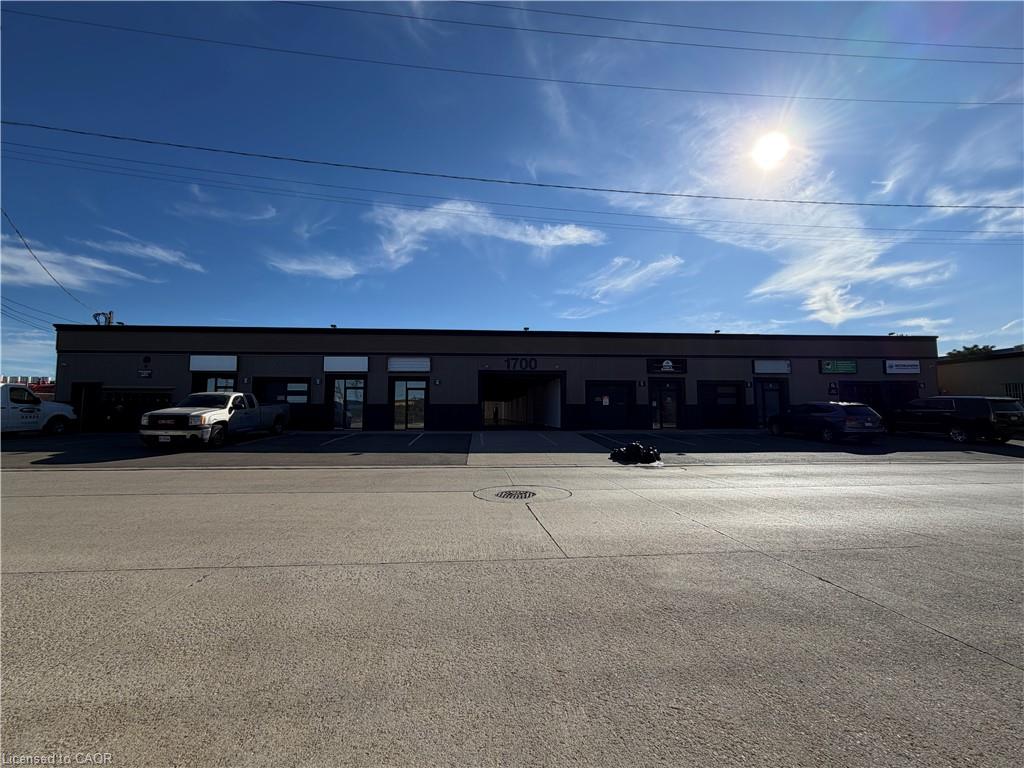 2-1700 Brampton Street Property Photo 17