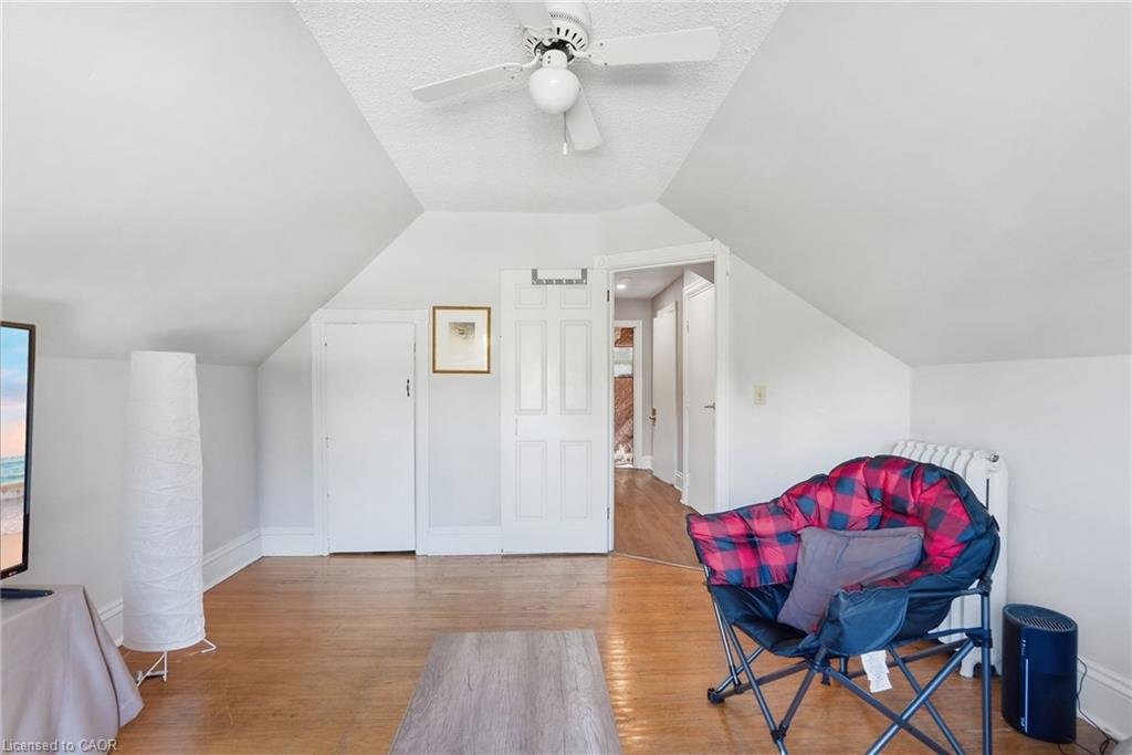 191 James Street S Property Photo 10