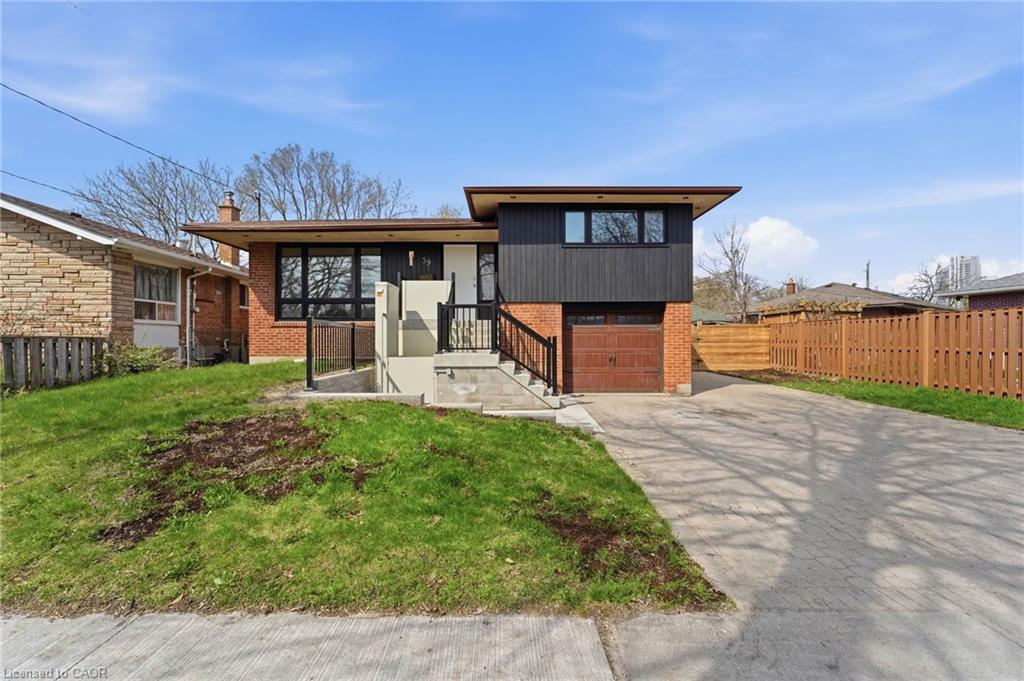 39 Earlton Road Property Photo 1