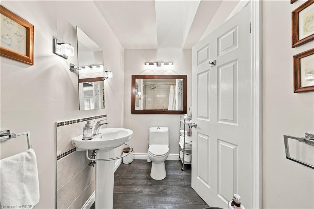447 King Edward Street Property Photo 29