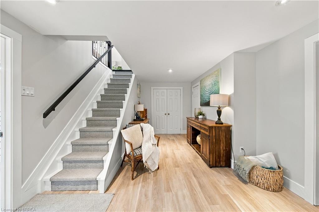 447 King Edward Street Property Photo 30