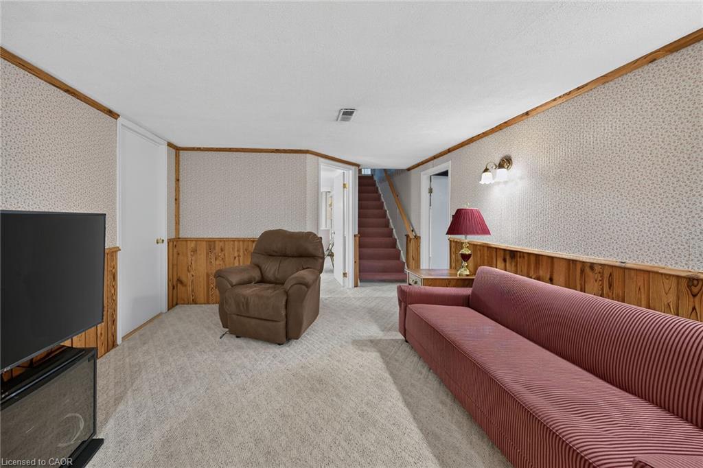 799 Highway 6 Property Photo 34