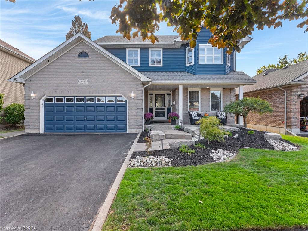 42 Emidio Crescent Property Photo 1