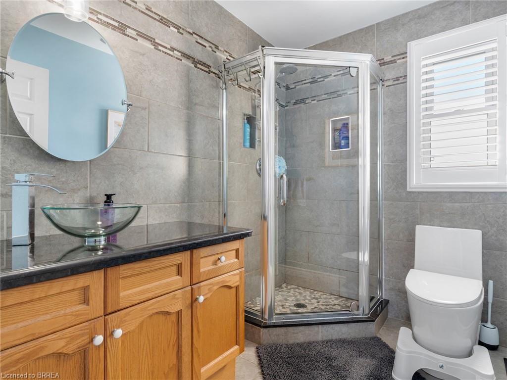 42 Emidio Crescent Property Photo 27