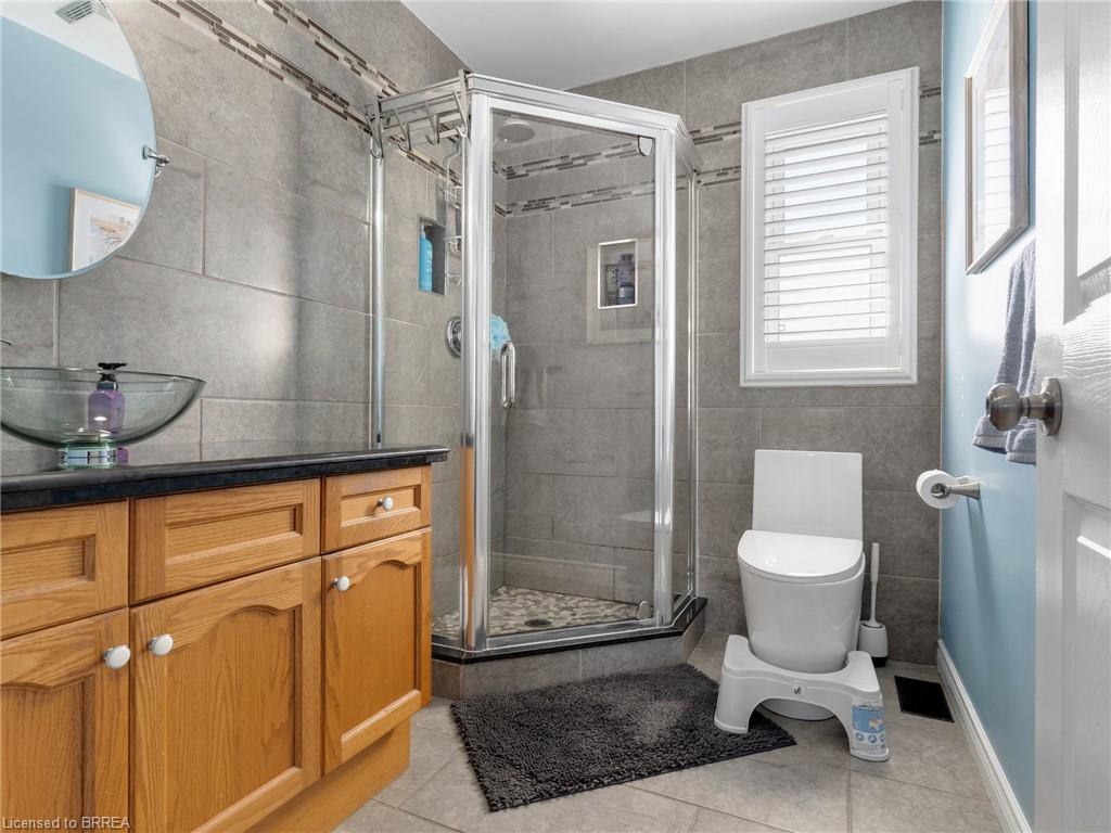 42 Emidio Crescent Property Photo 28